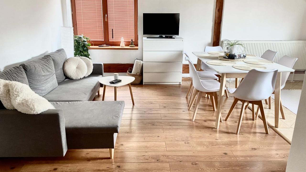 Sunny Attic Apartment Zvolen Ngoại thất bức ảnh